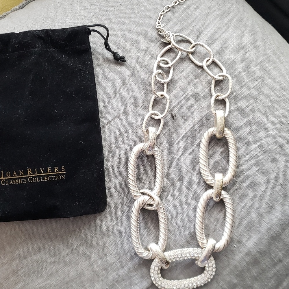 Joan Rivers beautiful costum necklace